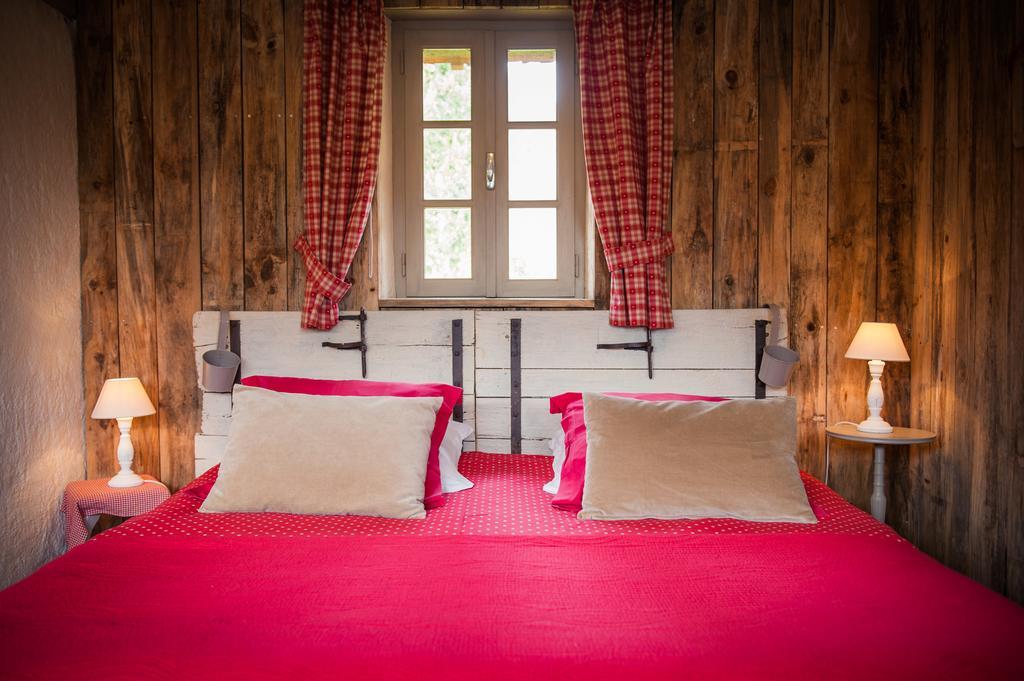 Affittacamere D'hotes La Combe De Redoles Tour-de-Faure